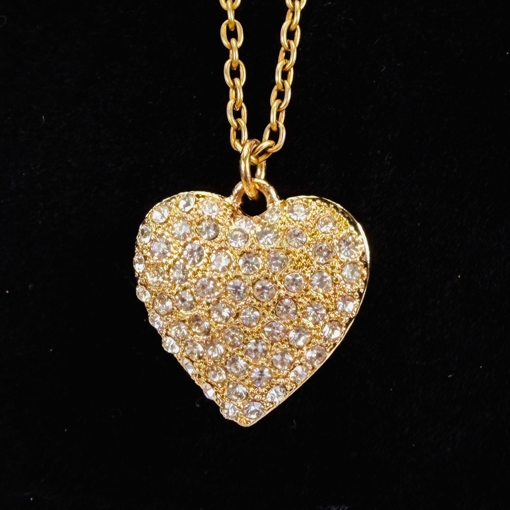 Gorgeous, goldtone, clear bling heart shaped pendant necklace